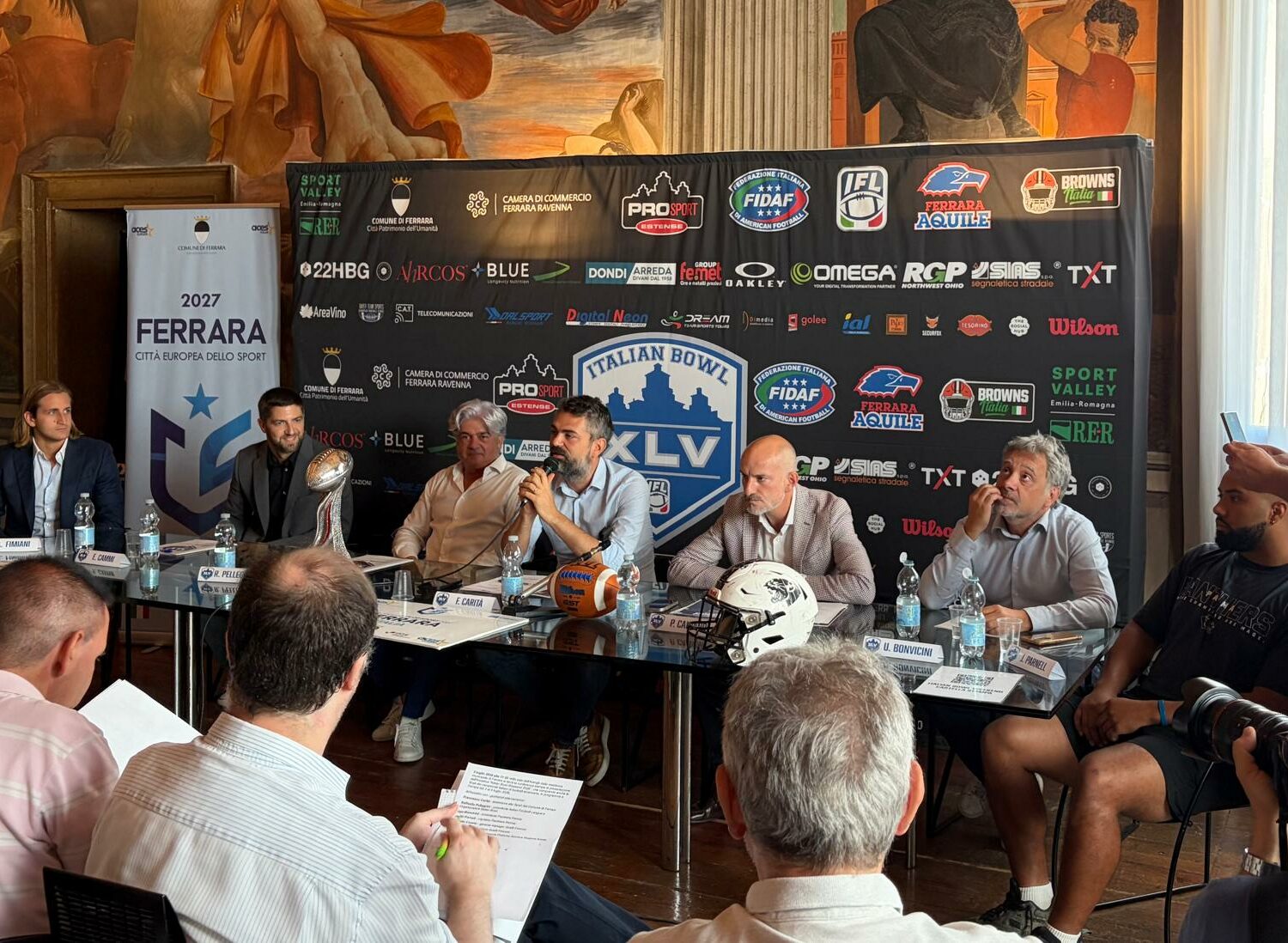 Italian football passes from Ferrara