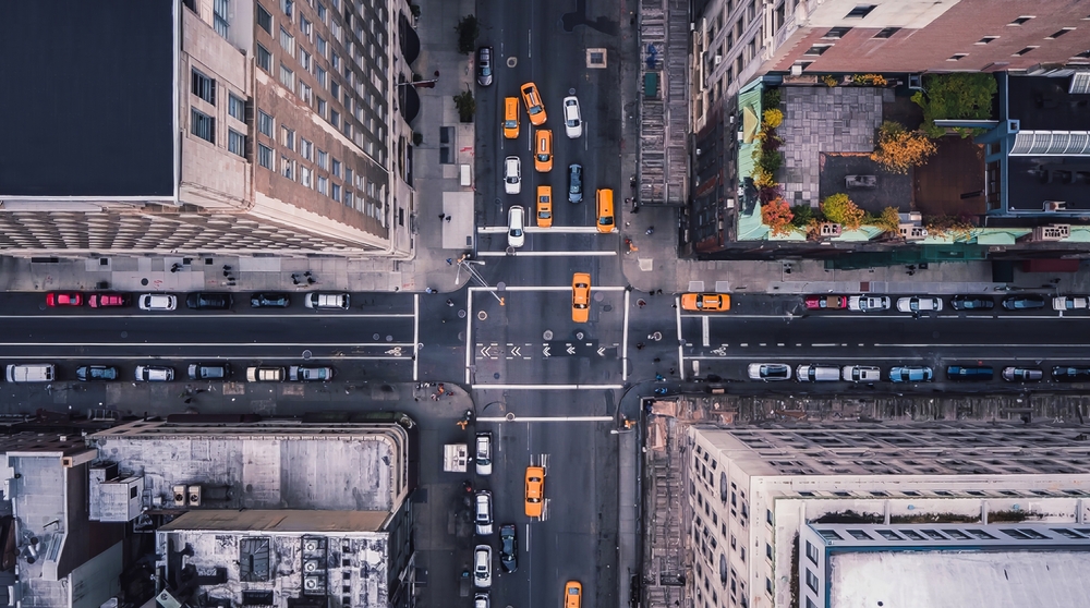 Next Stop, the 2,500 new media plan against traffic in New York