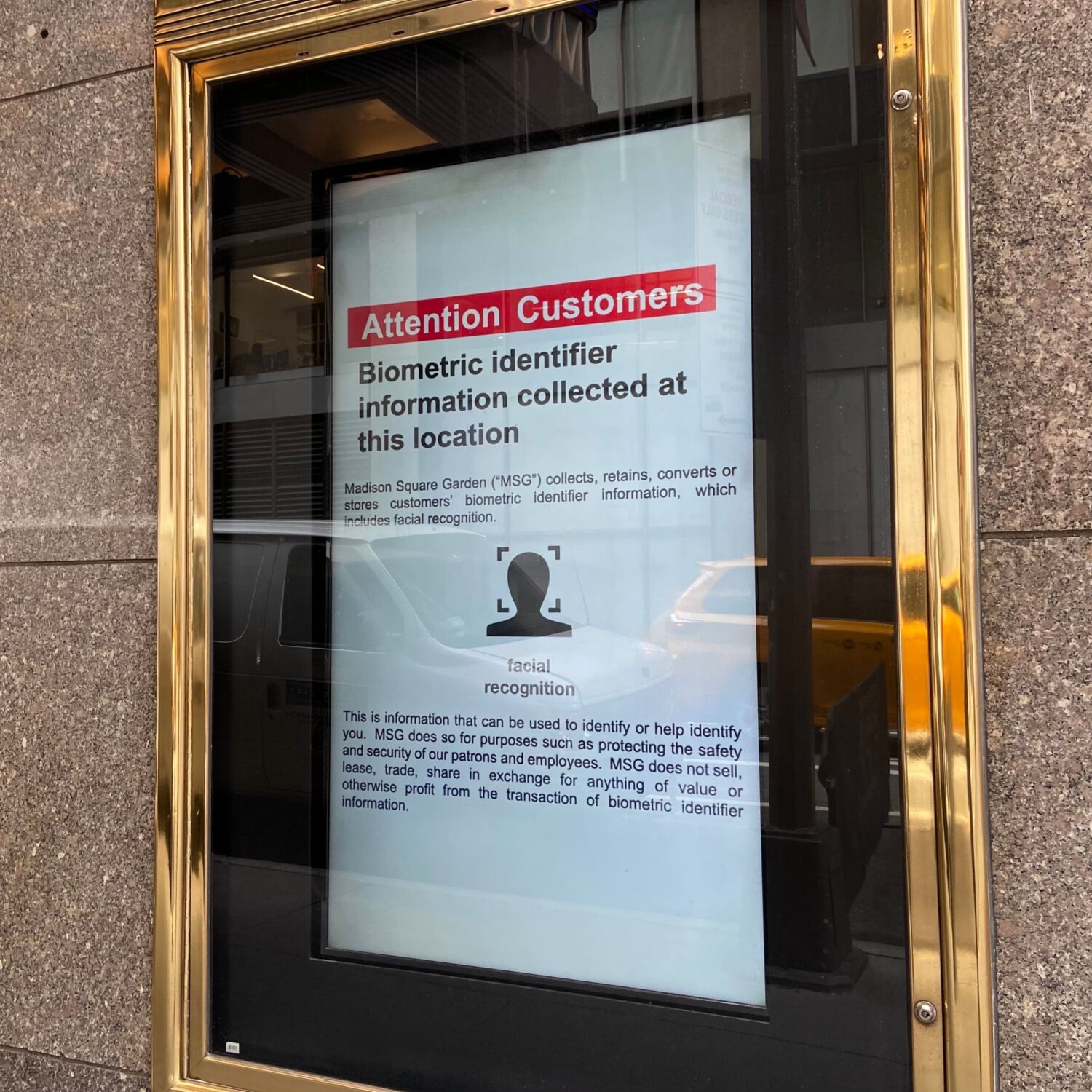 Towards the ban on facial recognition in New York premises