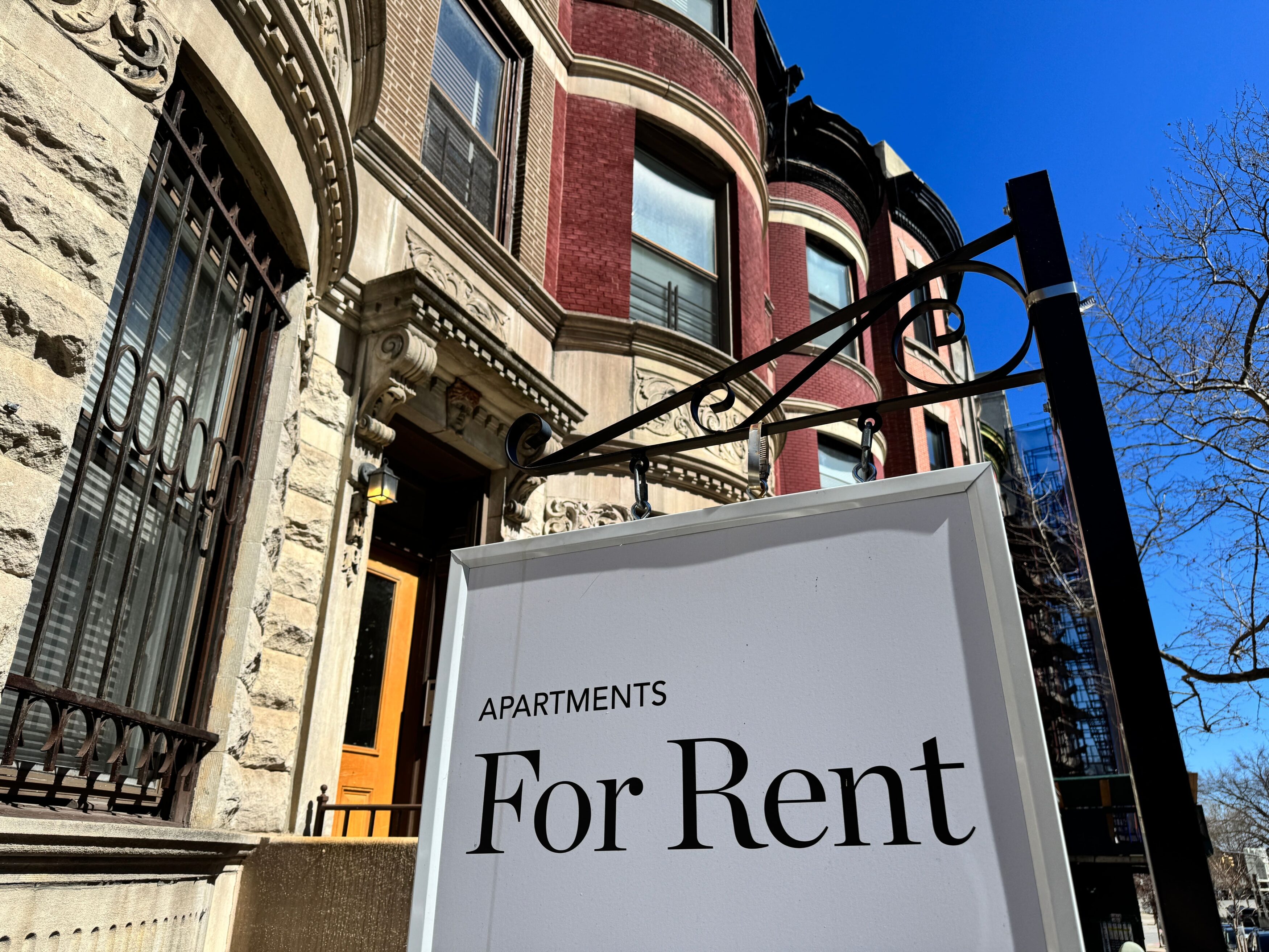 Renting a house in Manhattan costs more and more